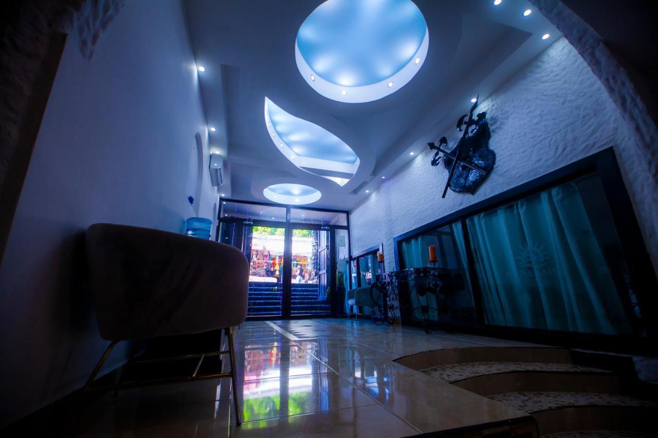 Hotel Mi Paraiso Rio Dulce Castillo de San Felipe エクステリア 写真